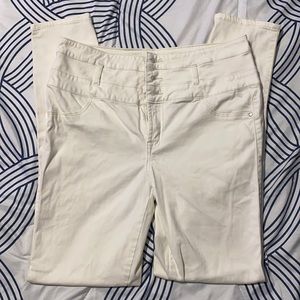 Refuge White High Waist Skinny Jean Size 8